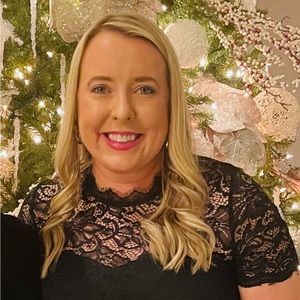 Meet your Posher, Courtney